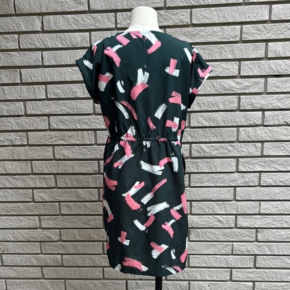 Mountain Warehouse Lightweight Green Pink and White Cap Sleeve Dress Sz 8 - Picture 6 of 10